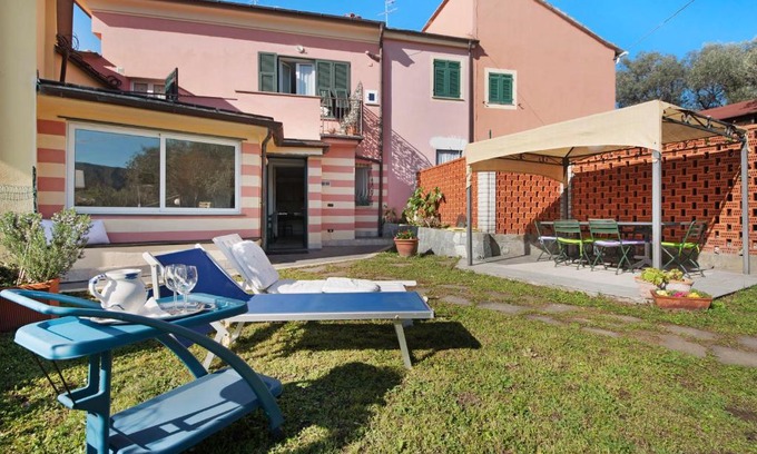 Riva Trigoso Casa | Nonna Adele