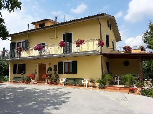 Offida Casa | Nonno Pio