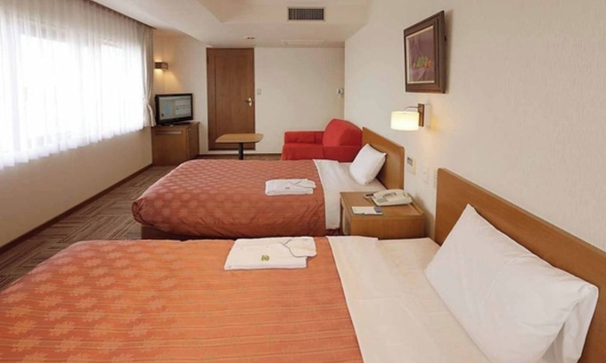 Higashimurayama Hotel | Nonsmoking Deluxe Twin Parking Separate fee 550 yen per car tax included / Higashimurayama Tokyo