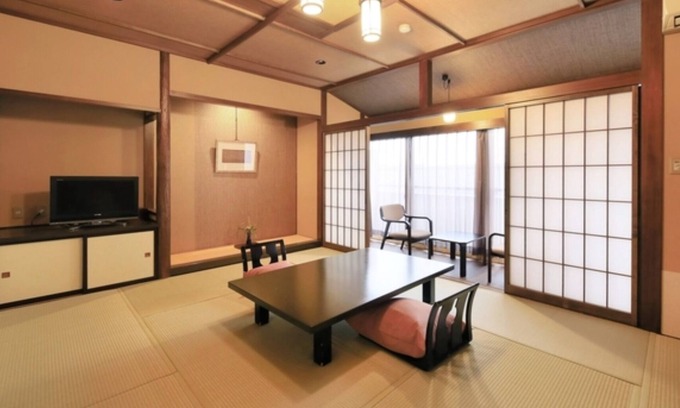 Kaminoyama Hotel | Nonsmoking Japanesestyle room with 10 tatami m / Kaminoyama Yamagata