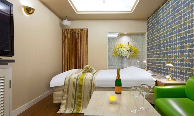 Nishinomiya Hotel | Nonsmoking Standard Room with bath and toilet / Nishinomiya Hyōgo