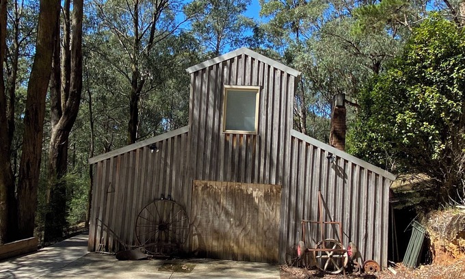Noojee Apartamento | Noojee Views Barn TopnToolshed nNoojee Hotel nTrestle Bridge nWaterfallsnSnow