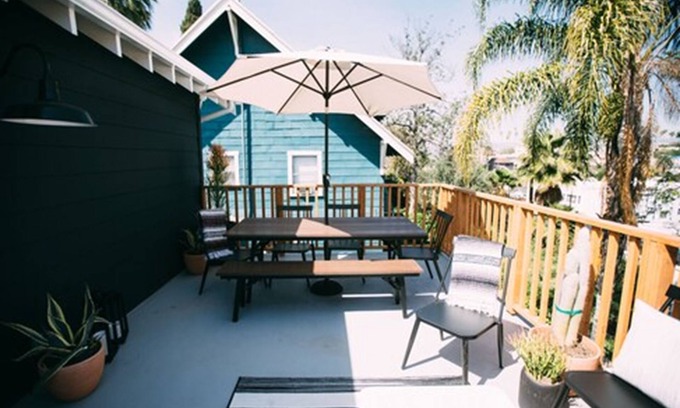Angelino Heights Casa | Noon on Sunset Hill