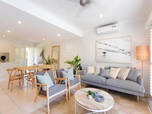 Noosa Heads Casa | Noosa Parade Townhouse w/Terrace by Stay Noosa