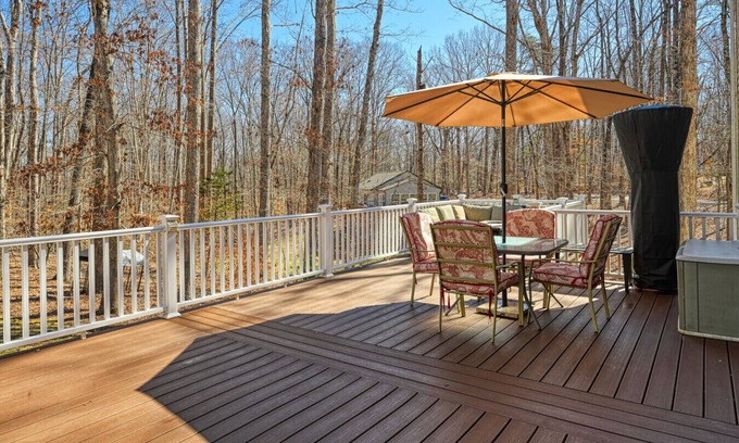Livingston Casa | Noranda Haven- Water Access Home, Boat Launch, Firepit, Amenities