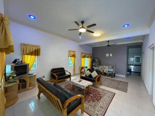 Bayan Lepas Casa | NORISH HOMESTAY
