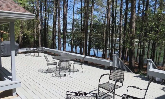 Lincolnton Casa | Norman and Flo's Lake House on Clarks Hill Lake