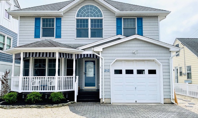 Normandy Beach Casa | Normandy Beach - Fabuloso 6BR / 3BA en la laguna