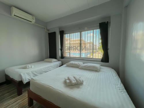 K. Wang Sombun Hostal | norndee hostel