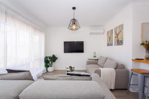 North Beach Apartamento | North Beach Nest - Walking Distance to North Beach