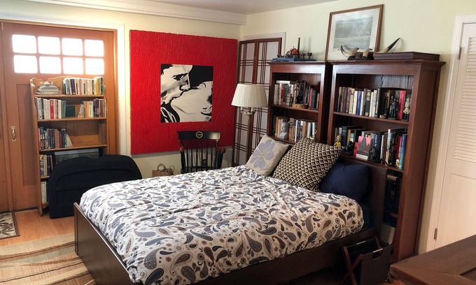 North Berkeley Casa | North Berkeley Victorian -- Heart of Gourmet Ghetto - 5 blocks to U.C./ Downtown