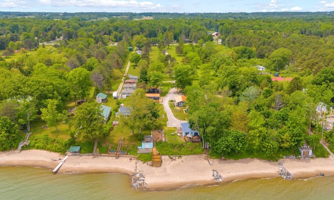 Lexington Cabaña | North Bound 25 Cottage #2