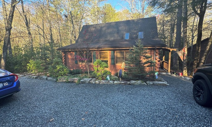 Brevard Cabina | Nueva propiedad! NC Blue Ridge Mountain Log Cabin Retreat