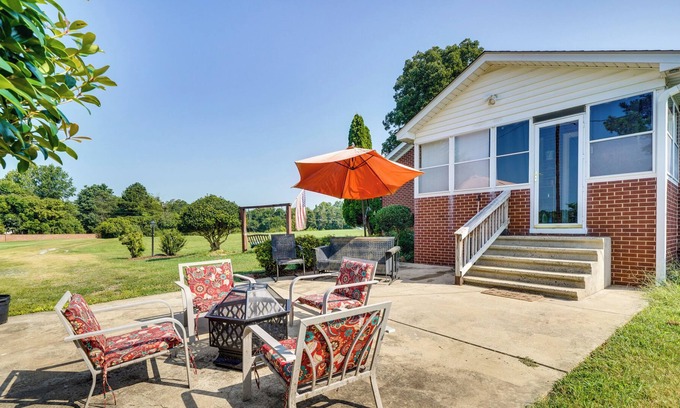 Mebane Casa | North Carolina Getaway w/ Patio on 4 Acres