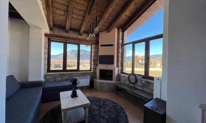 Distomo-Arachova-Antikyra Chalet De Esquí | North Chalet