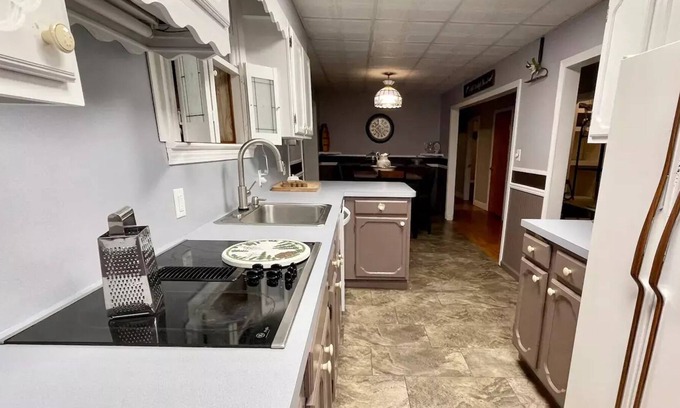 West Glens Falls Casa | North Country New York Escape With Mountain View