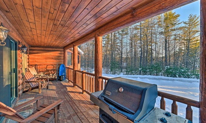 North Creek Cabina | North Creek Family Cabin - 3 Mi to Gore Mountain!