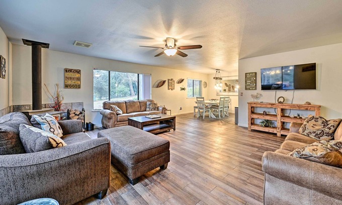 Cascadel Woods Casa | North Fork Vacation Rental: 28 Mi to Yosemite