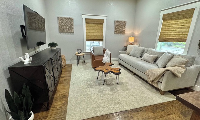Fort Worth Casa | Encanto histórico moderno de los años 20