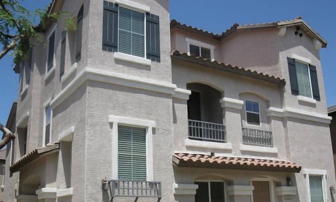 Tramonto Casa | North Phoenix Condo – Sunset Views + Community Heated Pool
