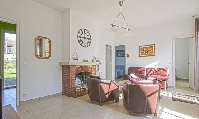 Sainte-Honorine-des-Pertes Casa | North Sea Family Haven
