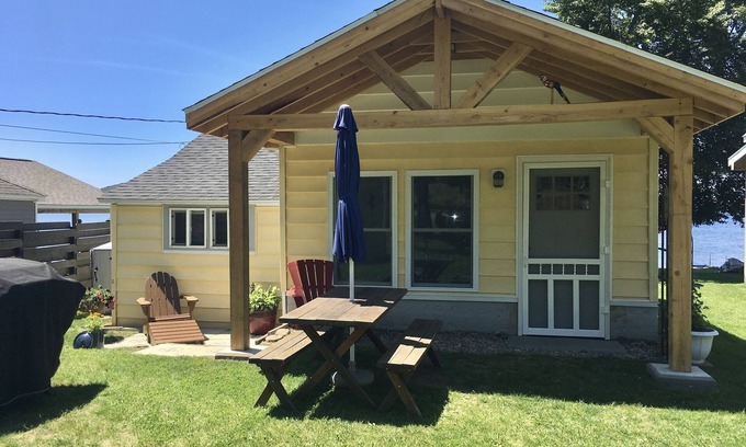 Sandy Creek Cabaña | North Sandy Pond / lago Ontario Cottage en el estanque "Little Piece of Heaven"