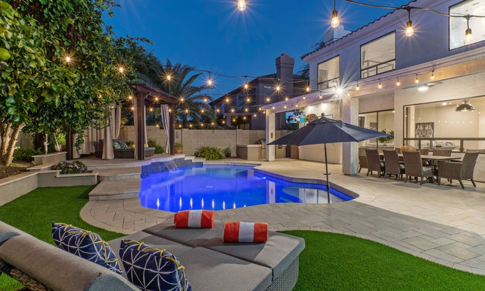 Arabian Views Casa | North Scottsdale Premier Luxury Oasis 4 - Peloton Room & Heated Pool