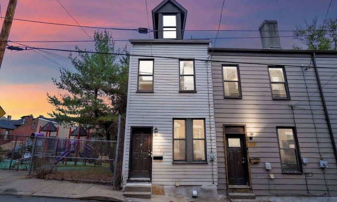 Central Northside Casa | North Shore 3 Bedroom Home w/Back Yard