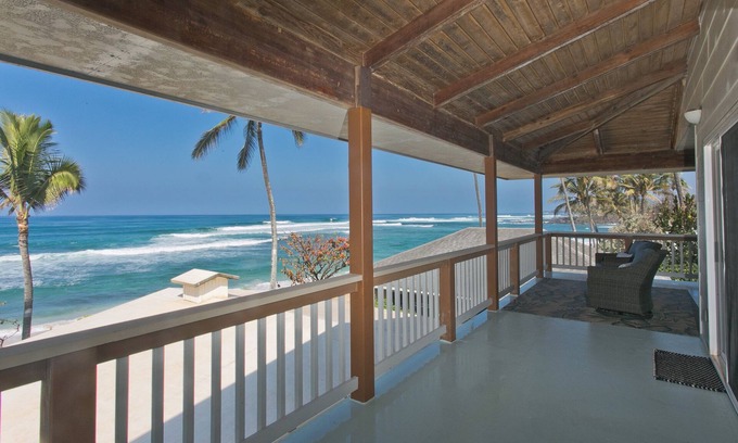 Waialee Casa | North Shore Oahu Beachfront Estate – Surf & Sunsets Await!" 🌊🏄‍♂️🌺