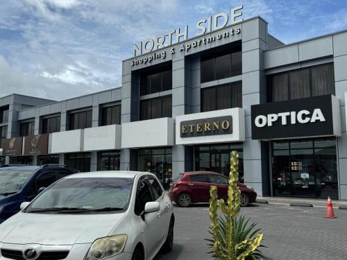 Noord Apartamento | North Side Shopping and Apartments