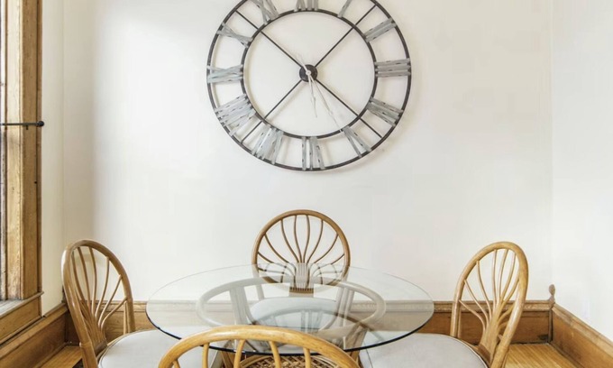 Frankfort Apartamento | Northern Michigan gem in a beautiful beach town.
