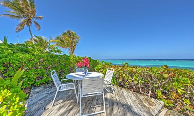 North Side Casa | Northside Grand Cayman Getaway with Private Beach!