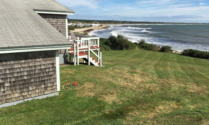 Little Compton Casa | Nothing between you and the Atlantic. Sunrises are spectacular!