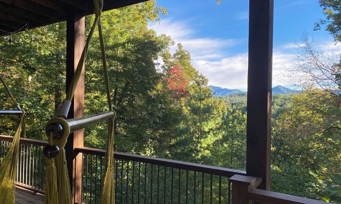 Clayton Casa | Nothing Short of Magic in Clayton with WiFi, AC