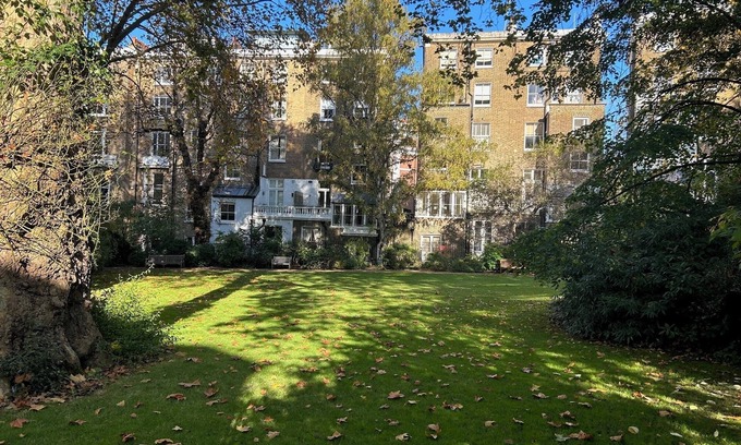 Norland Apartamento | Notting Hill Enchanting 3-bedroom maisonette with private and communal garden.