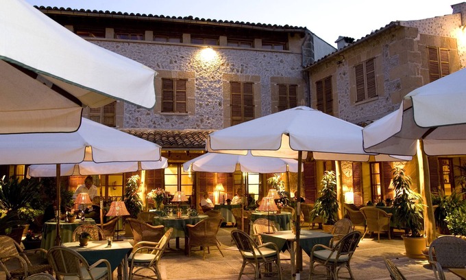 Orient Hotel | Nou Dalt Muntanya Rural Hotel