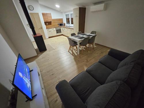 Ockov Casa | Nové bývanie blízko Piešťan a Nového Mesta nad Váhom pre 6 osôb