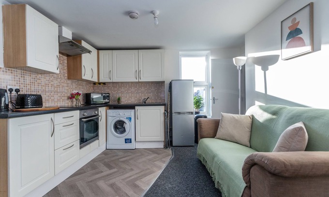 Easton Apartamento | November Discount - Long Stay - Contractors