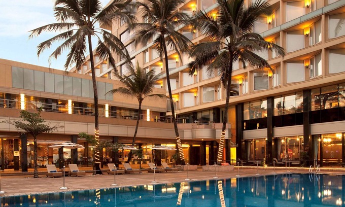 Juhu Complejo | Novotel Mumbai Juhu Beach Hotel
