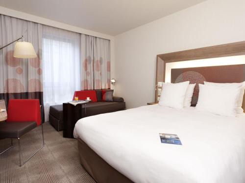 Rueil-Malmaison Hotel | Novotel Paris Rueil Malmaison