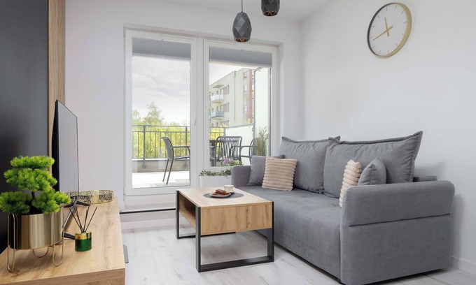 Lodz Apartamento | Nowe Sady 85 | Łódź | Stylish Apartment | Close to the Airport