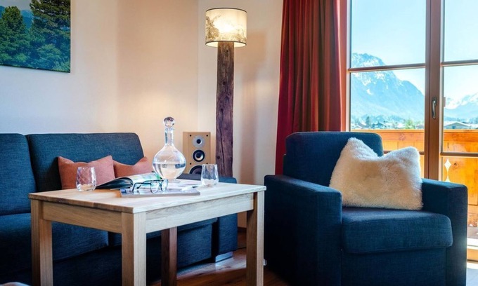 Wallgau Apartamento | "Nr. 2" apartment Wetterstein, 2 bedrooms, shower, WC - Geierstanger, country house