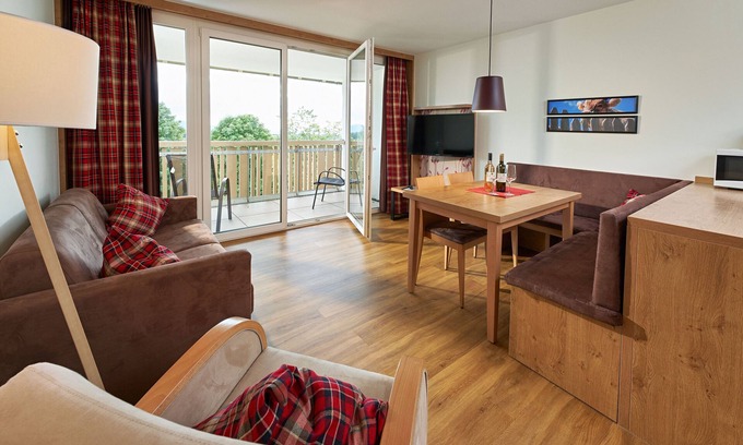 Sankt Maergen Apartamento | No. 33, 34 -. Apartamento con balcón