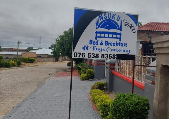 Thulamahashe Cama Y Desayuno | Nsuku Bed and Breakfast