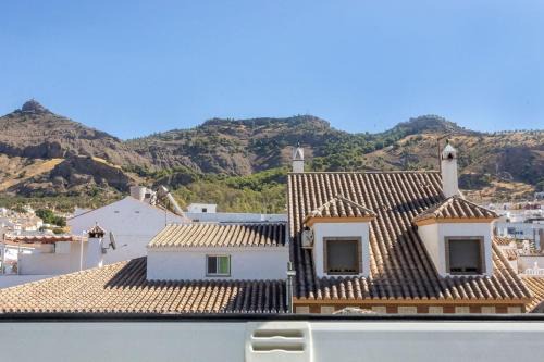 Pizarra Apartamento | NT Bright and modern apartment in Pizarra