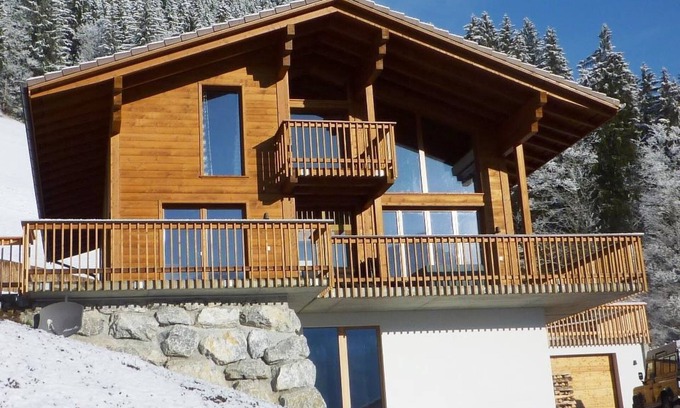 Zweisimmen Apartamento | Nubes, Chalet by Interhome