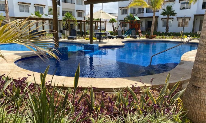 Cerritos Apartamento | Nuevo Departamento con Excelente Ubicación y Muy Bonita Alberca - Residencial Almarena II