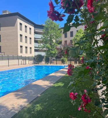 Tossa de Mar Apartamento | Nuevo, espacioso y confortable con pkg y piscina