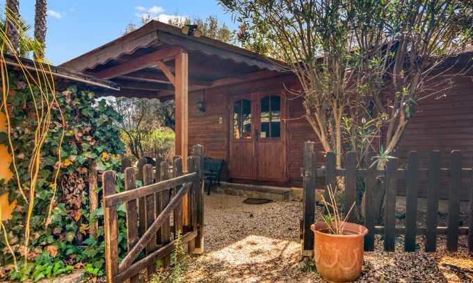 Benicolet Apartamento | Null 'Entre Viejos Olivos 8' con vistas a la montaña, piscina compartida y aire acondicionado