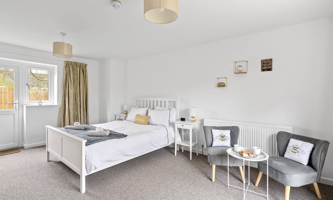 Reydon Cabina | Number 5 - Lytton Tree Lodge, Reydon, Southwold
